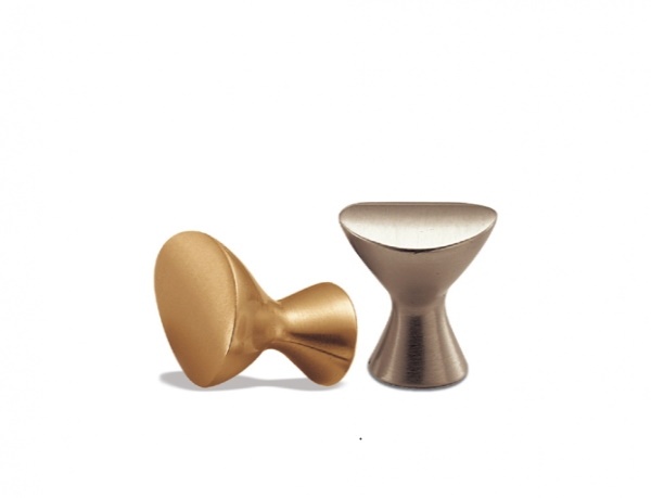 ef76ec555f88001101e0e225c3aa91e9_L